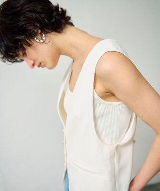 GRACE CONTINENTAL リネン混ツイルジレ キナリ