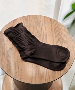 Tiaclasse くしゅくしゅフリルソックス ブラウン