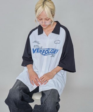 WEGO 【ユニセックス着用ITEM】ラグラングラフィックシャツ（SS） ブラックその他