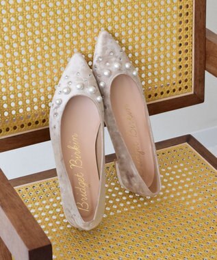 Bridget Birkin 【Bridget Birkin】パールストーンベロアパンプス