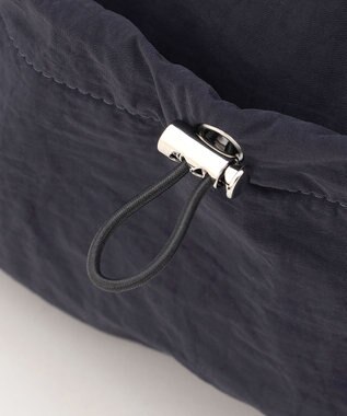 LA BAGAGERIE 【MONICA】クリンクルナイロン　ドロストショルダーバッグ ネイビー