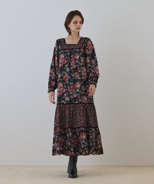 GRACE CONTINENTAL ボタニカルティアードワンピース ブラック