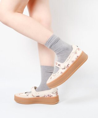 STEVE MADDEN OSLO フラワープリント メリージェーンスニーカー