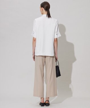 ICB 【接触冷感・速乾・洗える】シルキーツイル デザインブラウス オフホワイト系