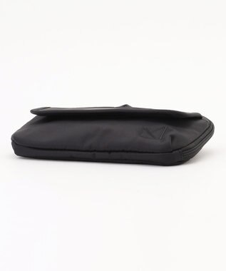 LA BAGAGERIE 【maison vert】 【撥水】撥水ナイロン多機能ポシェット ブラック