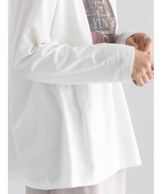 Te chichi フォトプリントロングスリーブTシャツ オフホワイト