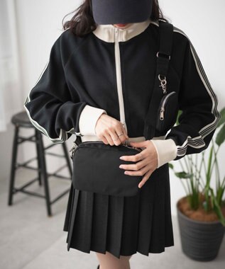 WEGO ポーチ付きスクエアショルダー ブラックその他