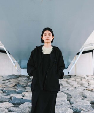 SHARE PARK LADIES 【撥水・UVカット・ストレッチ・軽量 】パッカブルマウンテンパーカー（Mサイズ） ブラック系