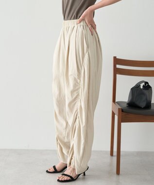 AMERICAN HOLIC ギャザーバレル風パンツ Ecru