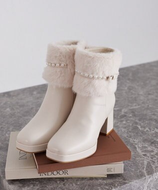 Maison de FLEUR パールリボンファーブーツ