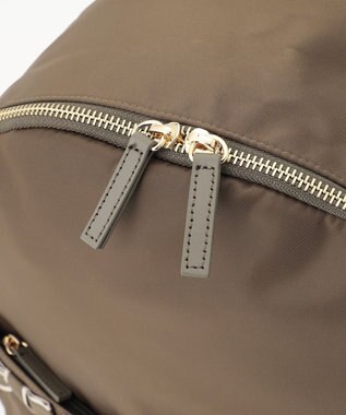 TOCCA 【A4サイズ対応・撥水】OCTUPLE BACKPACK バックパック カーキ系