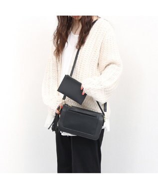 UNBILLION カシュカシュ cachecache / フロントポケットタッセルショルダー