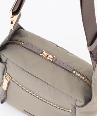 LA BAGAGERIE メタルバックル　ボックスショルダー　SSサイズ グレージュ