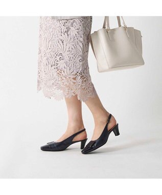 Riz raffinee <Riz raffinee>バックルモチーフバックベルトパンプス ネイビー