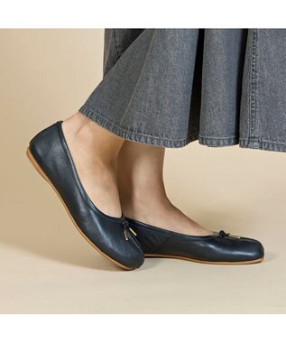 ing <ing>足袋デザインバレエシューズ ブラック