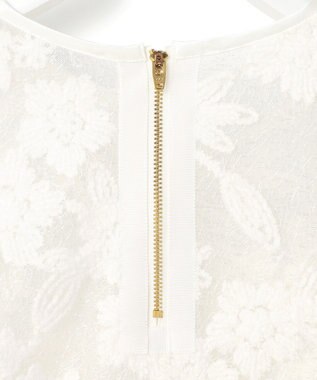 23区 【GOLD LABEL】フロッキーエンブロイダリー ブラウス ホワイト系