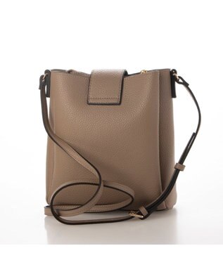 UNBILLION 【テレビ ドラマ着用アイテム】カシュカシュ cachecache / 3つ口縦型ショルダーバッグ オーク