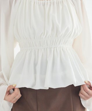 earth music&ecology バルーンヘムブラウス Off White