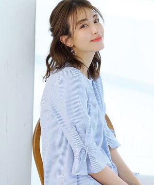 Tiaclasse L 【洗える】リボン付きタックスリーブチュニックブラウス サックスストライプ