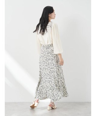 earth music&ecology マジョリカプリーツプルオーバー Off White