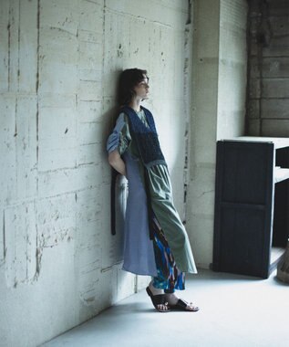 COQ STRATA 和紙ショート丈ベスト ネイビー