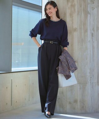 23区 L ナチュラルストレッチサキソニー タック ワイドパンツ ダークネイビー系