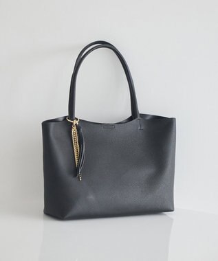 earth music&ecology 【軽量】チャーム付きトートバッグ Black