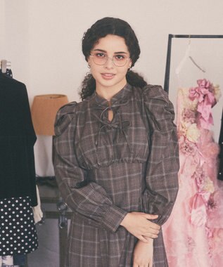 Maison de FLEUR 聡明な淑女のチェックワンピース Brown