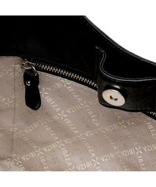 IBIZA アニマーダ　ナイロン　ハンドバッグ（パンダ） 黒