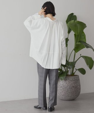 AMERICAN HOLIC イージーケアコクーンバックタックシャツ Off White