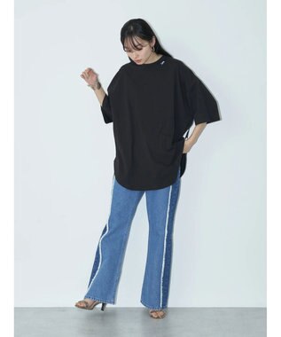 earth music&ecology Ｌｅｅ×ｅ．ｍ．ａ．ｅ　ＲＯＵＮＤＨＥＭ　ＴＥＥ Black