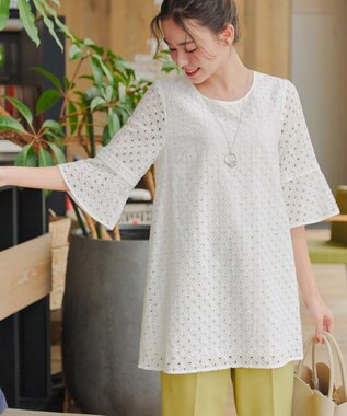 Tiaclasse 【小倉優子さん着用・洗える】パンチングレース配色チュニック オフホワイト×オフホワイト