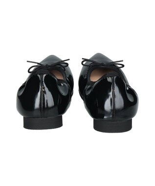 Bridget Birkin ＜抗菌消臭＞【Bridget Birkin】ポインテッドデイリーバレエシューズ ブラックエナメル