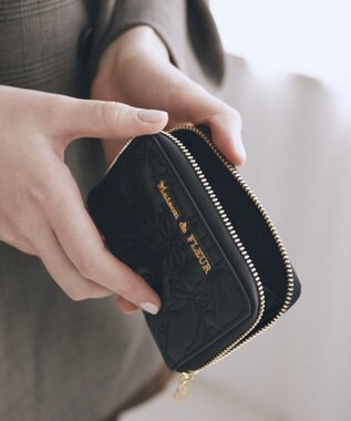 Maison de FLEUR リボンキルティングフラグメントケース Black