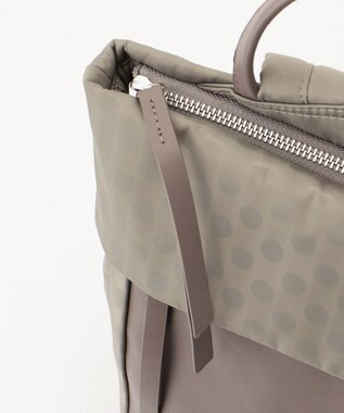 Y'SACCS はっ水ドットジャカード リサイクルレザーコンビ リュック グレージュ