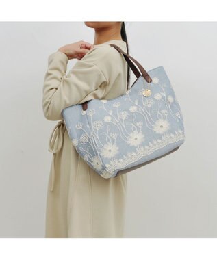 Cachecache 花柄刺繍変形トートバッグm Unbillion ファッション通販 公式通販 オンワード クローゼット Cachecache 花柄刺繍変形トートバッグm Unbillion ファッション通販 公式通販 オンワード クローゼット