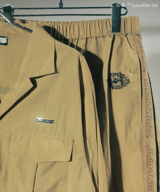 Green Parks ＳＴＡＲ　ＷＡＲＳ／バックプリントシャツ Beige