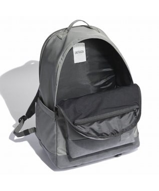 ACE BAGS & LUGGAGE UNTRACK OUTDOOR/CE デイパック 15.6インチPC 60059 アントラック リュック グレー