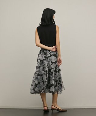 GRACE CONTINENTAL カシュクールフラワープリントワンピース ブラック