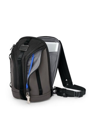 TUMI ALPHA BRAVO 「ナイト」スリング ブラック ジオメトリック