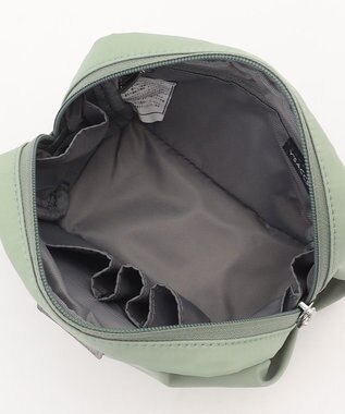 Y'SACCS 【ナイロンタフタ】トラベルポーチ ライトグリーン