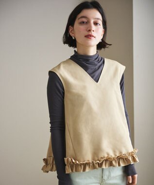 #Newans 【金子綾さんインスタライブご紹介アイテム】〈小柄さんにお勧め〉フリルヘムジレブラウス