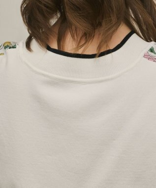 GRACE CONTINENTAL フラワープリントニットトップ ホワイト