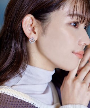 Tiaclasse 【金属アレルギー対応】スクエアストーン養殖パールピアス シルバー