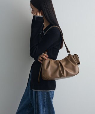 Green Parks マルチＷＡＹベルトワンハンドルバッグ Beige