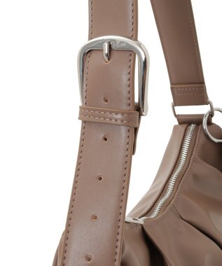 Green Parks マルチＷＡＹベルトワンハンドルバッグ Beige