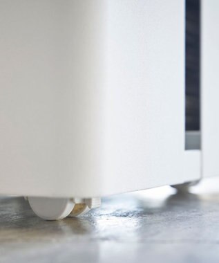 tower キャスター付きニューズラック タワー  ホワイト ホワイト