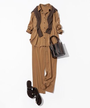 23区 L 【見上愛さん着用/Oggi10月号掲載/洗える】スエーディーサテン シャツ キャメル系