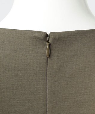 23区 【エステータ】スビンプラチナムポンチ ワンピース カーキ系