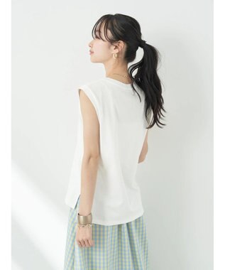 earth music&ecology ノースリーブカットソー（汗じみ防止） Off White